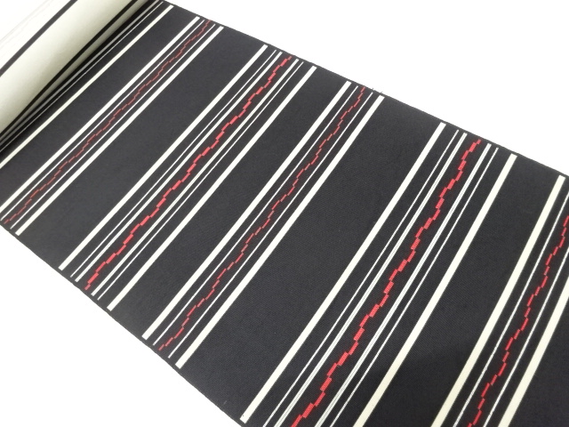 アンティーク　横段模様織り出し　八寸帯地反物